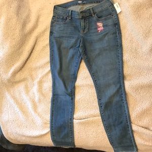 Old Navy Diva Skinny Jeans